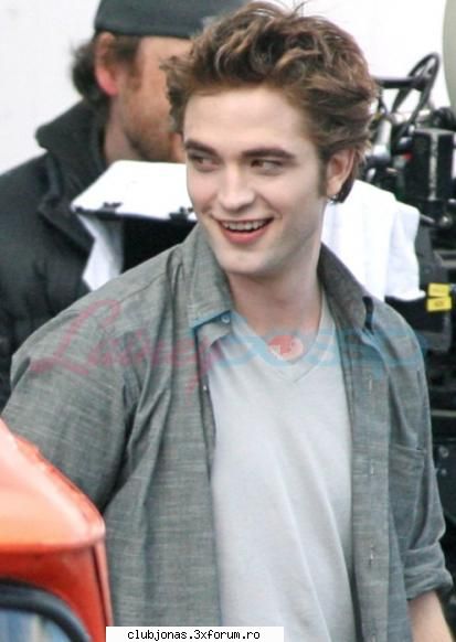 Robert Pattinson...(Edward) - Edward Cullen Edward Cullen (born Edward Masen) - Twilight ♪