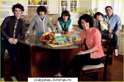 The Jonas fam. - toti...toti toti - Jonas Brothers ♪